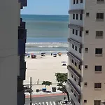 Apto Na Quadra Do Mar - Balneario Camboriu