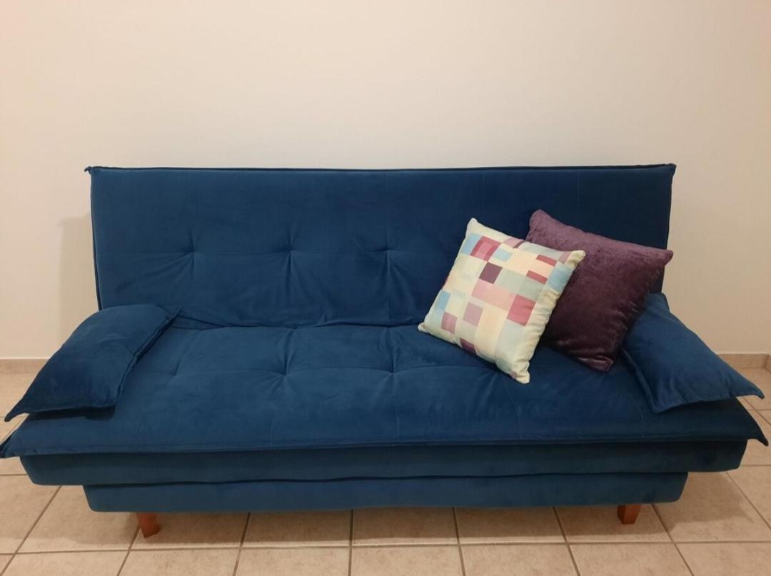 Apto Na Quadra Do Mar - Apartamento *