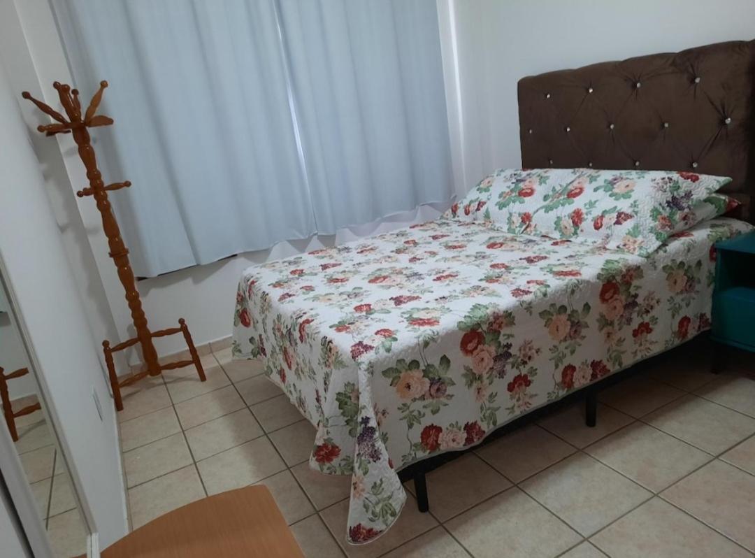 Apartamento Apto Na Quadra Do Mar -